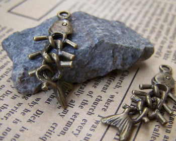 Accessories - 10 Pcs Of Antique Bronze Filigree Fish Bone Pendants Charms 12x32mm A3448