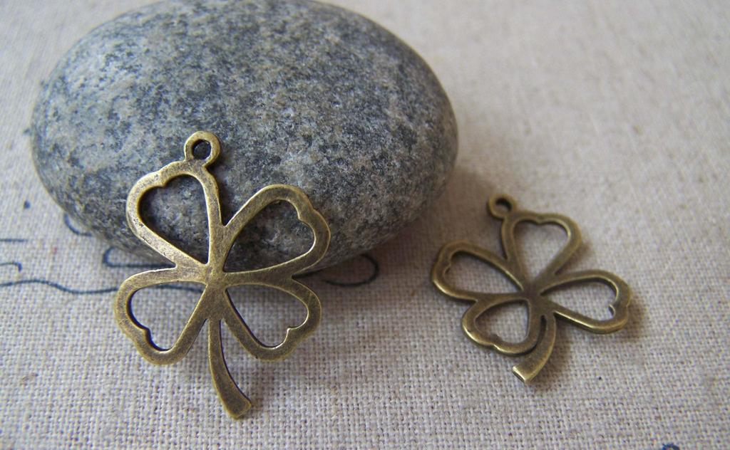 Accessories - 10 Pcs Of Antique Bronze Filigree Four Leaf Clover Lucky Flower Charms 18x25mm A3605