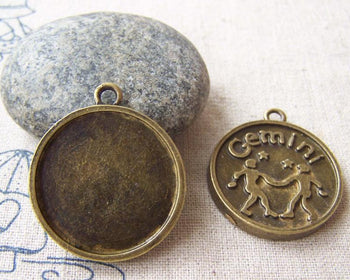 Accessories - 10 Pcs Of Antique Bronze Gemini Twins Round Base Setting Charms Match 25mm Cameo  A3415