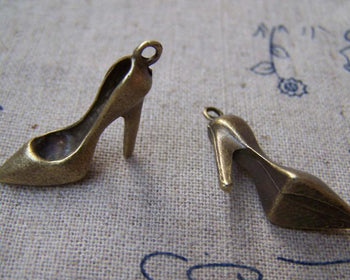 Accessories - 10 Pcs Of Antique Bronze Hige Heel Shoes Charms Pendants 17x23mm A3282