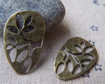 Accessories - 10 Pcs Of Antique Bronze Irregular Tree Flower Charms Connector 18x28mm A463