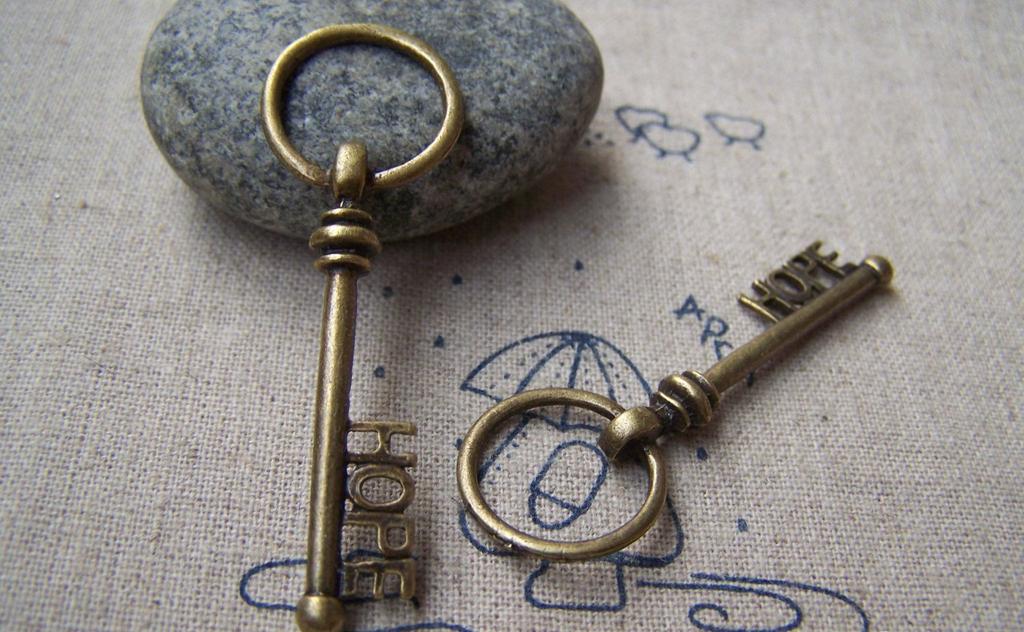 Accessories - 10 Pcs Of Antique Bronze Key Charms Pendants Huge Size 16x51mm A200