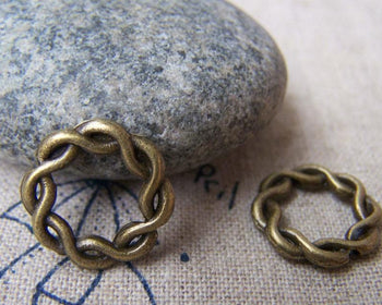 Accessories - 10 Pcs Of Antique Bronze Lovely Twisted Coiled Ring Connectors 15mm A304