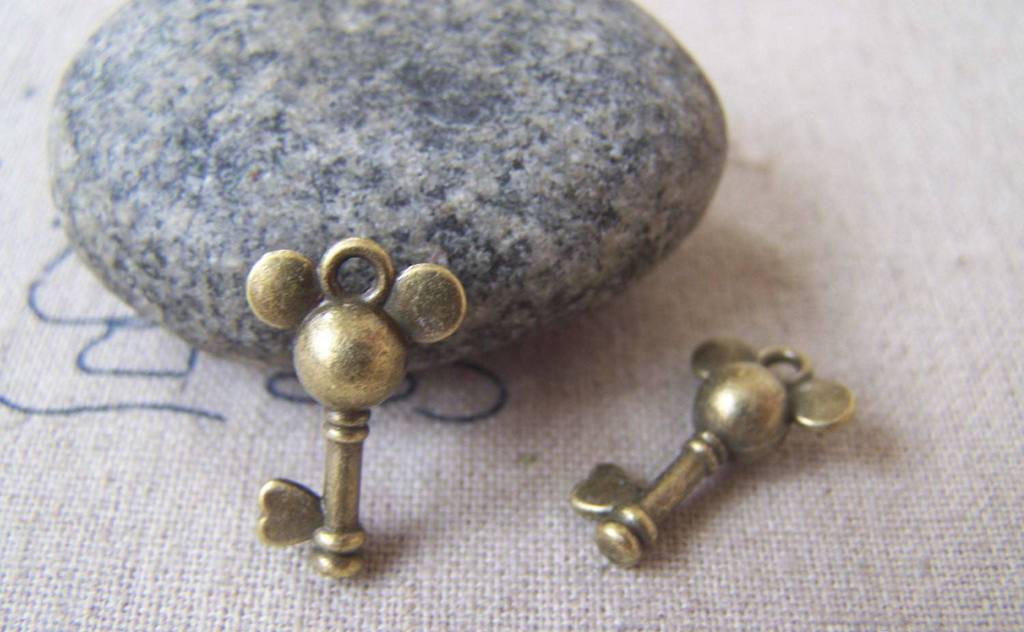 Accessories - 10 Pcs Of Antique Bronze Mouse Key Charms 12x17mm A4254