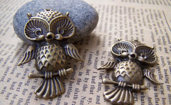 Accessories - 10 Pcs Of Antique Bronze Owl Pendants Charms 26x39mm A132