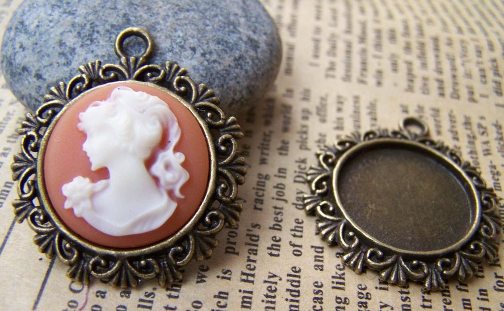Accessories - 10 Pcs Of Antique Bronze Round Cameo Base Settings Match 20mm Cabochon A3524