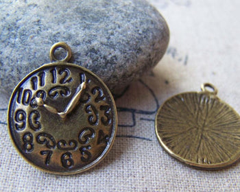 Accessories - 10 Pcs Of Antique Bronze Round Clock Charms 18mm A475
