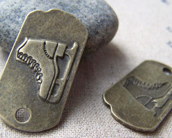 Accessories - 10 Pcs Of Antique Bronze Skating Shoes Pendant Charms 18x34mm A3288