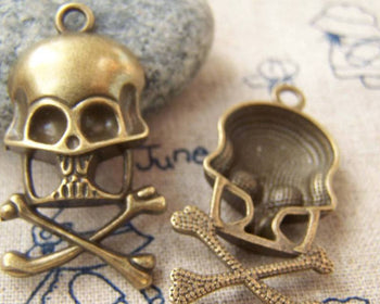 Accessories - 10 Pcs Of Antique Bronze Skull And Crossbones Charms 22x38mm A1573