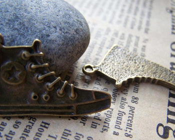 Accessories - 10 Pcs Of Antique Bronze Sneaker Shoes Charms 18x29mm A3290