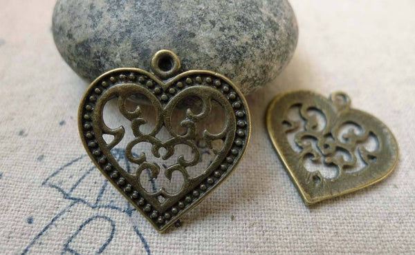 Accessories - 10 Pcs Of Antique Bronze Swirly Flower Heart Pendant 22x22mm A6257