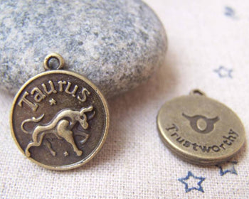 Accessories - 10 Pcs Of Antique Bronze Taurus Bull Constellation Round Charms Pendants 18mm A1928