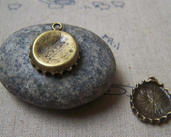 Accessories - 10 Pcs Of Antique Bronze Textured Drink Bottle Cap Charms 16x21mm A4742