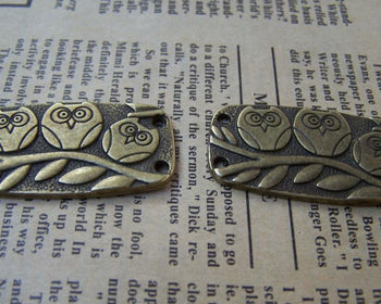Accessories - 10 Pcs Of Antique Bronze Three Owl On Tree Rectangular Connectors Charms 20x38mm A105