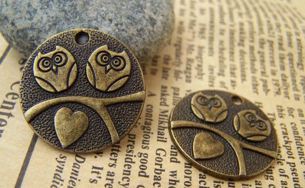 Accessories - 10 Pcs Of Antique Bronze Two Owls In Love Round Charms 25mm A116