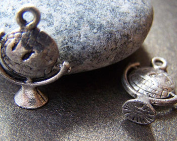 Accessories - 10 Pcs Of Antique Silver 3D Globe Charms 14.5x21mm A2302