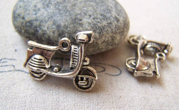 Accessories - 10 Pcs Of Antique Silver 3D Motorcycle Motor Scooter Charms 22mm A5782