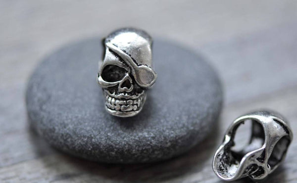 Accessories - 10 Pcs Of Antique Silver 3D Pirate Skull Beads 12x14x20mm A7762