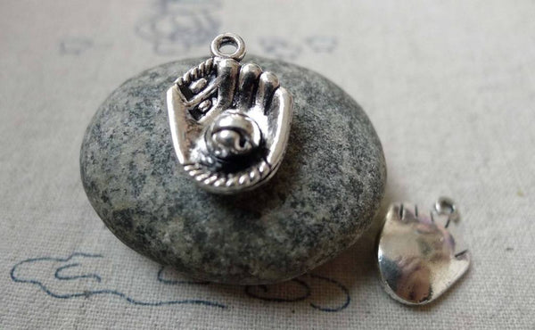 Accessories - 10 Pcs Of Antique Silver Baseball Glove Baseball Mitt Charms 15x20mm A6278