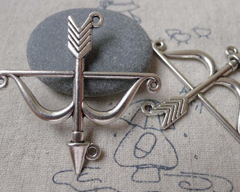 Accessories - 10 Pcs Of Antique Silver Bow And Arrow Connectors Charms Pendants 46x47mm A7077