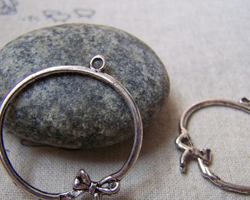 Accessories - 10 Pcs Of Antique Silver  Bow Tie Ring Charms 29mm A5729