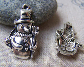 Accessories - 10 Pcs Of Antique Silver Christmas Snowman Charms 16x27mm A1549