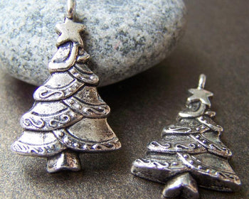 Accessories - 10 Pcs Of Antique Silver Christmas Tree Charms Pendants 25x28mm A956
