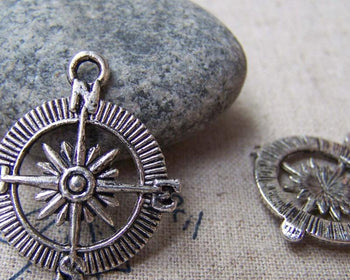 Accessories - 10 Pcs Of Antique Silver Filigree Compass Charms Pendants 25mm A1280