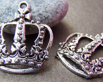 Accessories - 10 Pcs Of Antique Silver Filigree Crown Pendants Charms  29x33mm A761