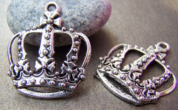 Accessories - 10 Pcs Of Antique Silver Filigree Crown Pendants Charms  29x33mm A761