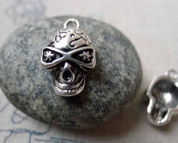 Accessories - 10 Pcs Of Antique Silver Flower Skull Charms 12x16mm  A6377