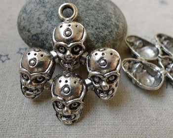 Accessories - 10 Pcs Of Antique Silver Four Skull Connectors Pendants 31x38mm A6076