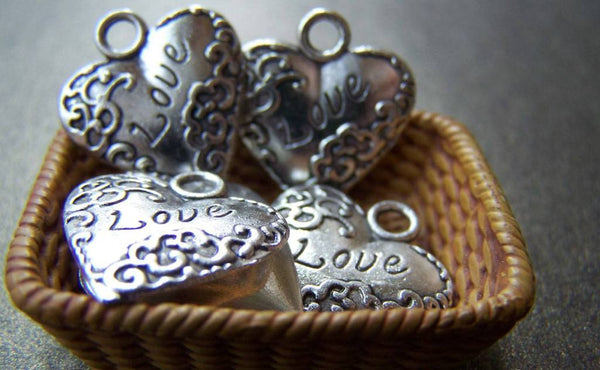Accessories - 10 Pcs Of Antique Silver Lace Love Heart Charms Pendants 18x20mm A1962