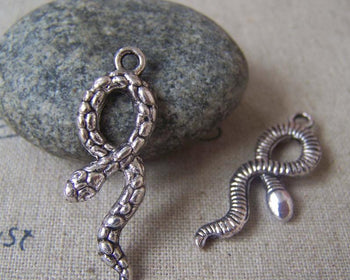 Accessories - 10 Pcs Of Antique Silver Lovely Snake Charms  11x30mm A4560