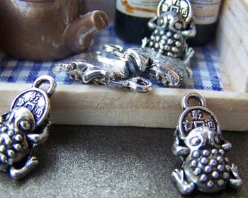 Accessories - 10 Pcs Of Antique Silver Lucky Money Toad Frog Charms 11x17mm A1365