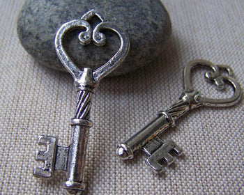 Accessories - 10 Pcs Of Antique Silver Skeleton Key Pendants Charms 18x45mm A3456