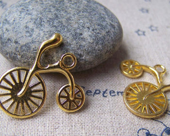 Accessories - 10 Pcs Of Gold Tone Racing Bike Bicycle Charms 24x24mm A938