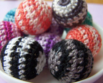 Accessories - 10 Pcs Of Hand Woven Yarn Glass Balls Assorted Color 21mm A2710