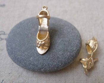 Accessories - 10 Pcs Of Matte Gold Tone Brass Hige Heel Shoes Charms Pendants 7x20mm A7220