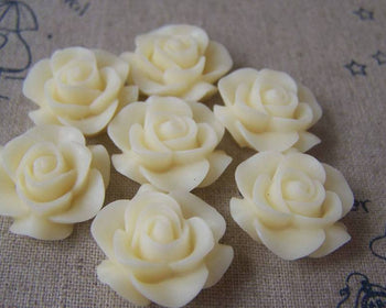Accessories - 10 Pcs Of Resin Light Yellow Round Flower Cameo 21mm A4705