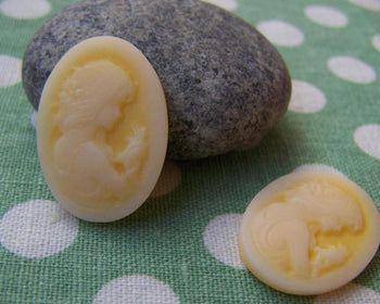 Accessories - 10 Pcs Resin Antique Yellow Victorian Lady Cameo Cabochon 18x25mm A4028