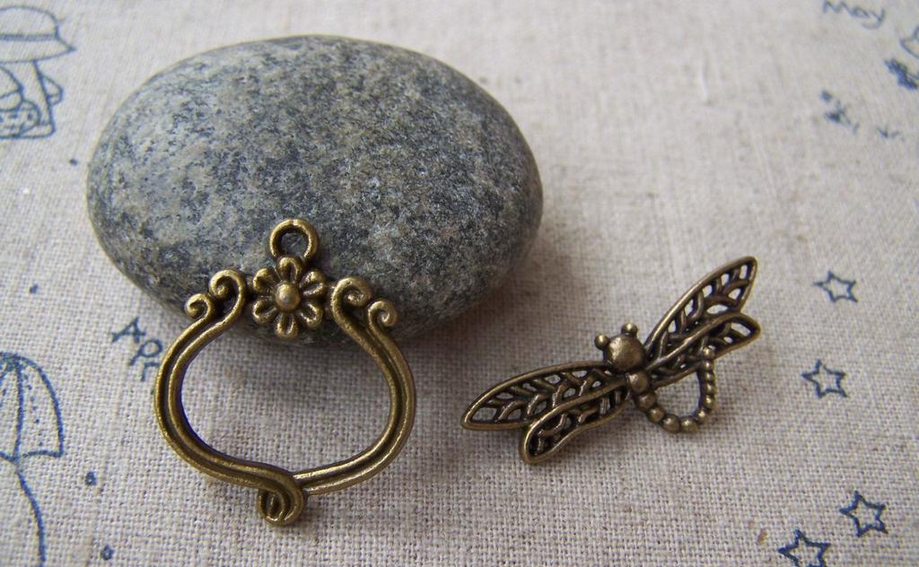 Accessories - 10 Sets Of Antique Bronze Dragonfly Toggle Clasps  A5083