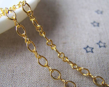 Accessories - 16ft (5m) Of Gold Tone Brass Figure 8 Connector Chain  A4034