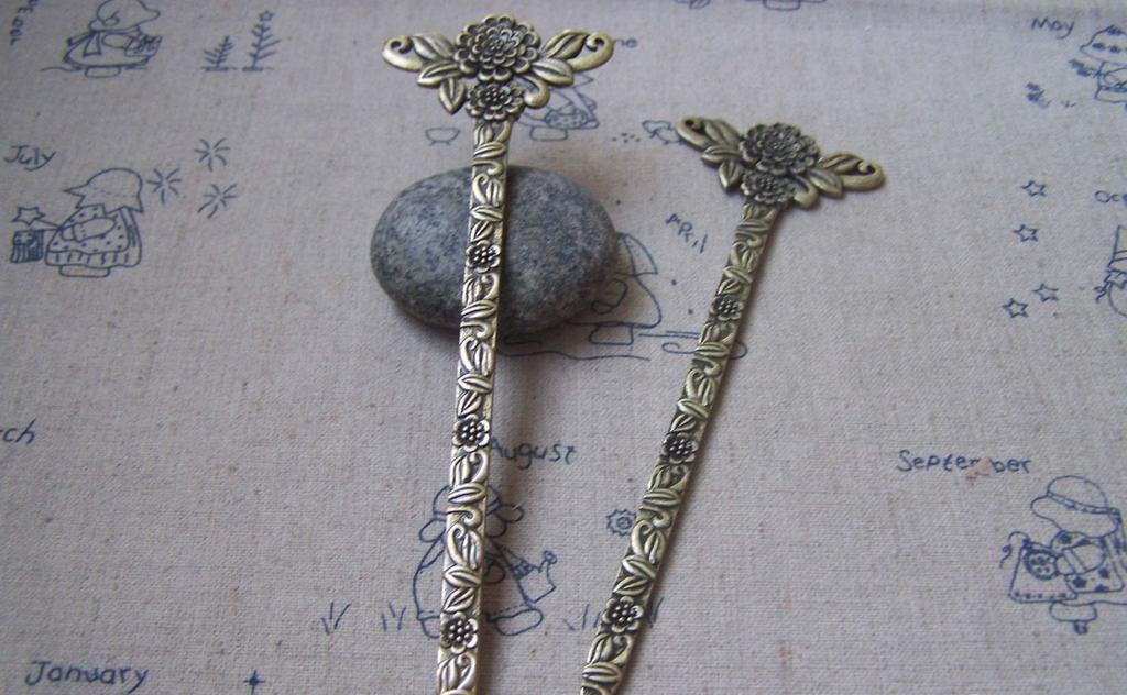 Accessories - 2 Pcs Antique Bronze Round Flower Hook Bookmarks 42x134mm A4918