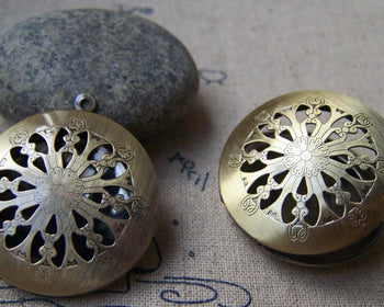 Accessories - 2 Pcs Of Antique Bronze Filigree Round Photo Lockets 32mm A3673