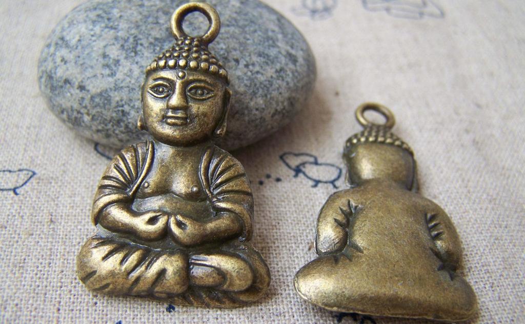 Accessories - 2 Pcs Of Antique Bronze Sitting Buddha Charms 24x34mm A2497