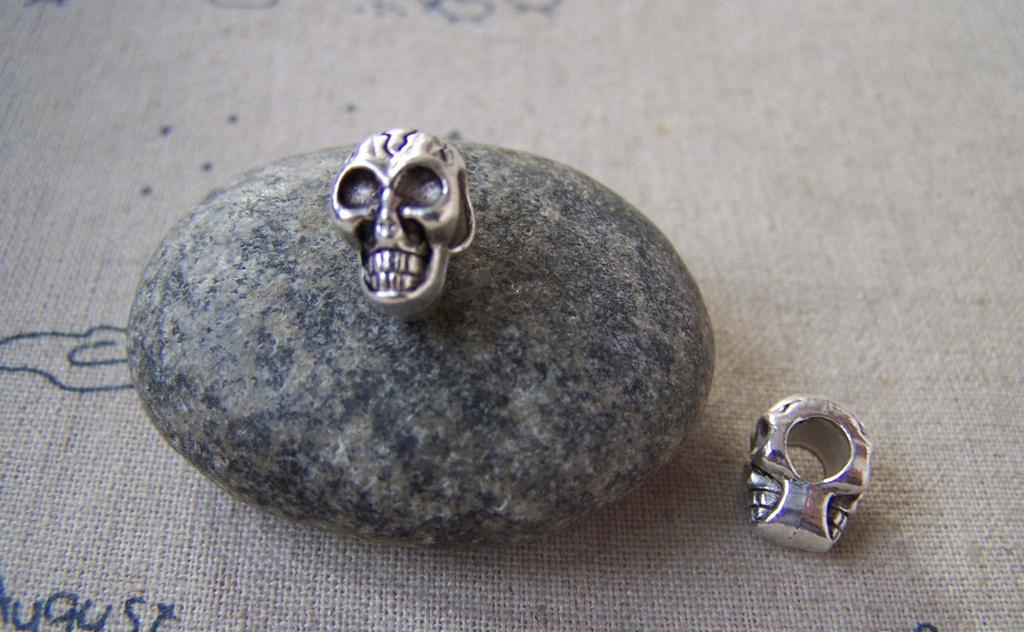 Accessories - 20 Pcs Antique Silver Skull  Beads Double Sided 8x12mm A5364