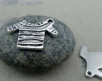 Accessories - 20 Pcs Antique Silver Sweater Knitting Charms 17x23mm A879