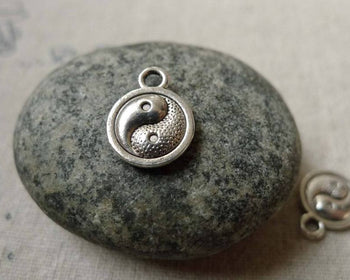 Accessories - 20 Pcs Antique Silver Tai Chi Trigrams Charms Pendants Double Sided 10mm A6424