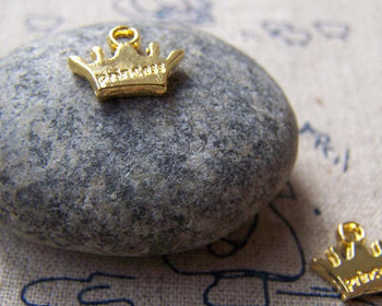 Accessories - 20 Pcs Gold Crown Charms Flat Double Sided 10x12mm A774